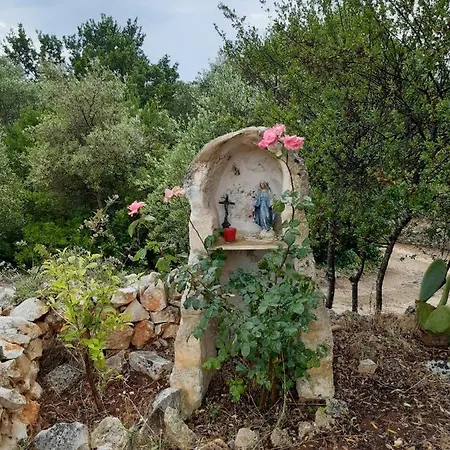 Trullo Nel Bosco