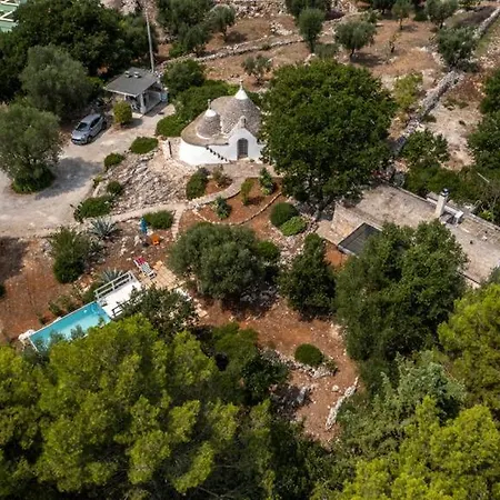 Holiday home Trullo Nel Bosco